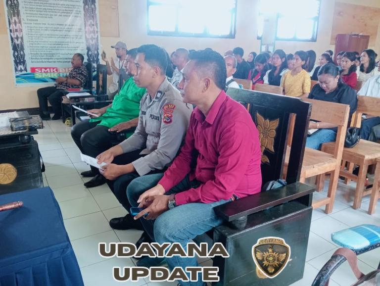 Babinsa Koramil 1627-02/Pantai Baru Hadiri Syukuran Natal 2025 dan Tahun Baru 2026 di SMK Negeri Pantai Baru