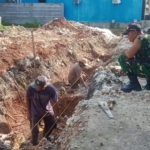 Babinsa Kelurahan Mokdale Pantau Progres Pembangunan KDKMP