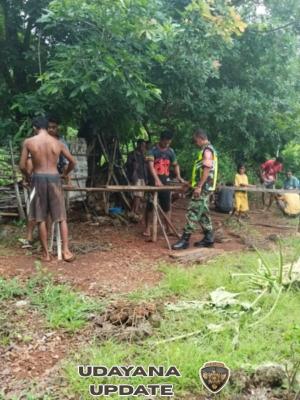 Babinsa Koramil 1627-03/Batutua Monitoring Pembangunan KDKMP di Desa Oelua
