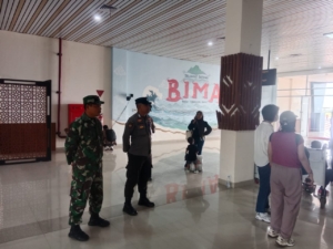 Danramil Woha Tegaskan Pentingnya Pengamanan Bandara Sebagai Objek Vital Nasional