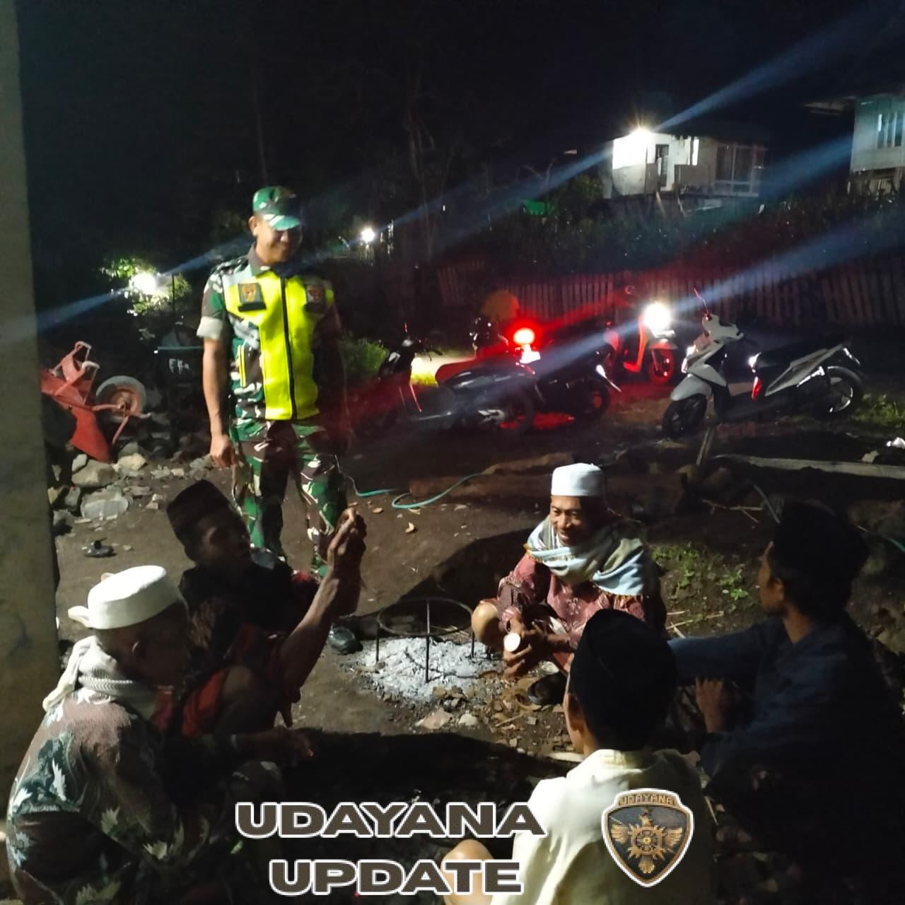 Babinsa Koramil Donggo Intensif Gelar Patroli Malam Bersama Warga Binaan