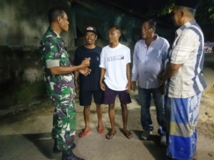 Koramil Woha Gelar Apel Pengecekan Personil untuk Patroli Siskamling di 3 Kecamatan