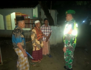 Babinsa Edy Saputra Ajak Warga Monta Cegah Dampak Negatif Miras dan Kejahatan di Malam Hari
