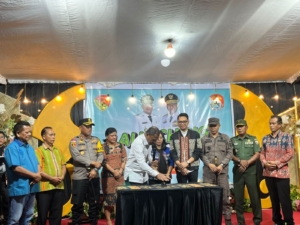 Wakili Dandim, Kasdim 1601/Sumba Timur Sambut Kunjungan Kerja Wakil Gubernur NTT Di Bandara Mau Hau