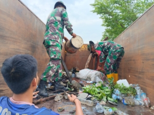 Danramil Woha: “Kegiatan Ini Bentuk Sinergi dan Kekuatan Masyarakat”