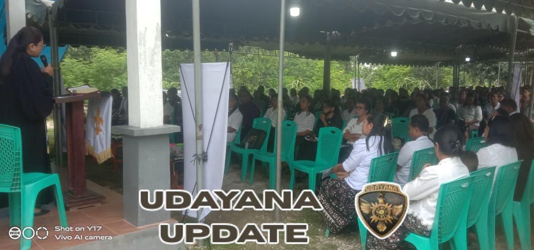 Piket Koramil Ba’a Pantau Prosesi Penguburan Ibu Kandung Anggota Kodim 1627/RN