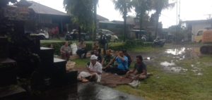 Danramil 1609 -02/Kubutambahan (Kapten Arh Putu Darma Seriawan A.Md) hadir dalam Persembahyangan bersama (maturan) Piuning Dan dalam rangka pembagunan KDKMP.