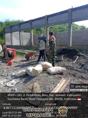 Babinsa Koramil Jereweh Kodim 1628/Sumbawa Barat Awasi Koperasi Merah Putih di Desa Belo