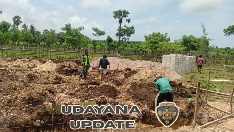 Babinsa Koramil 1627-03/Batutua Pantau Pematangan Lahan KDKMP Oebatu