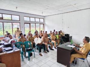Dukung Kelancaran Musrenbangcam, Babinsa Aktif Pamwil dan Komsos di Kecamatan Kotabaru