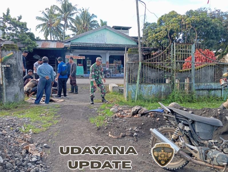 Babinsa Ajak Warga Sorinomo Jaga Kebersihan Lingkungan Masjid