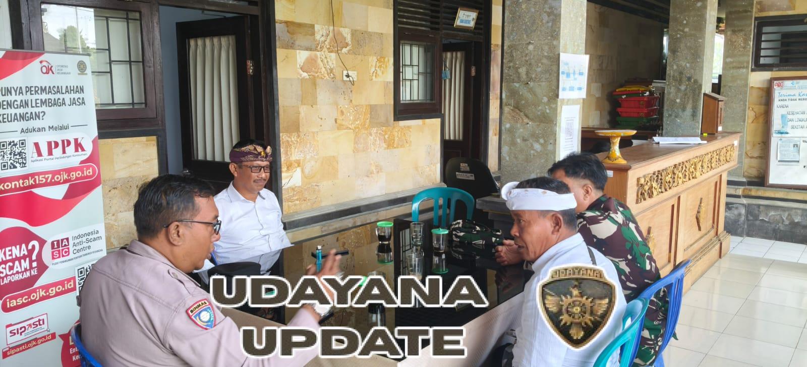 Babinsa Koramil Banjarangkan Jalin Komunikasi Bersama Aparat Desa Tihingan