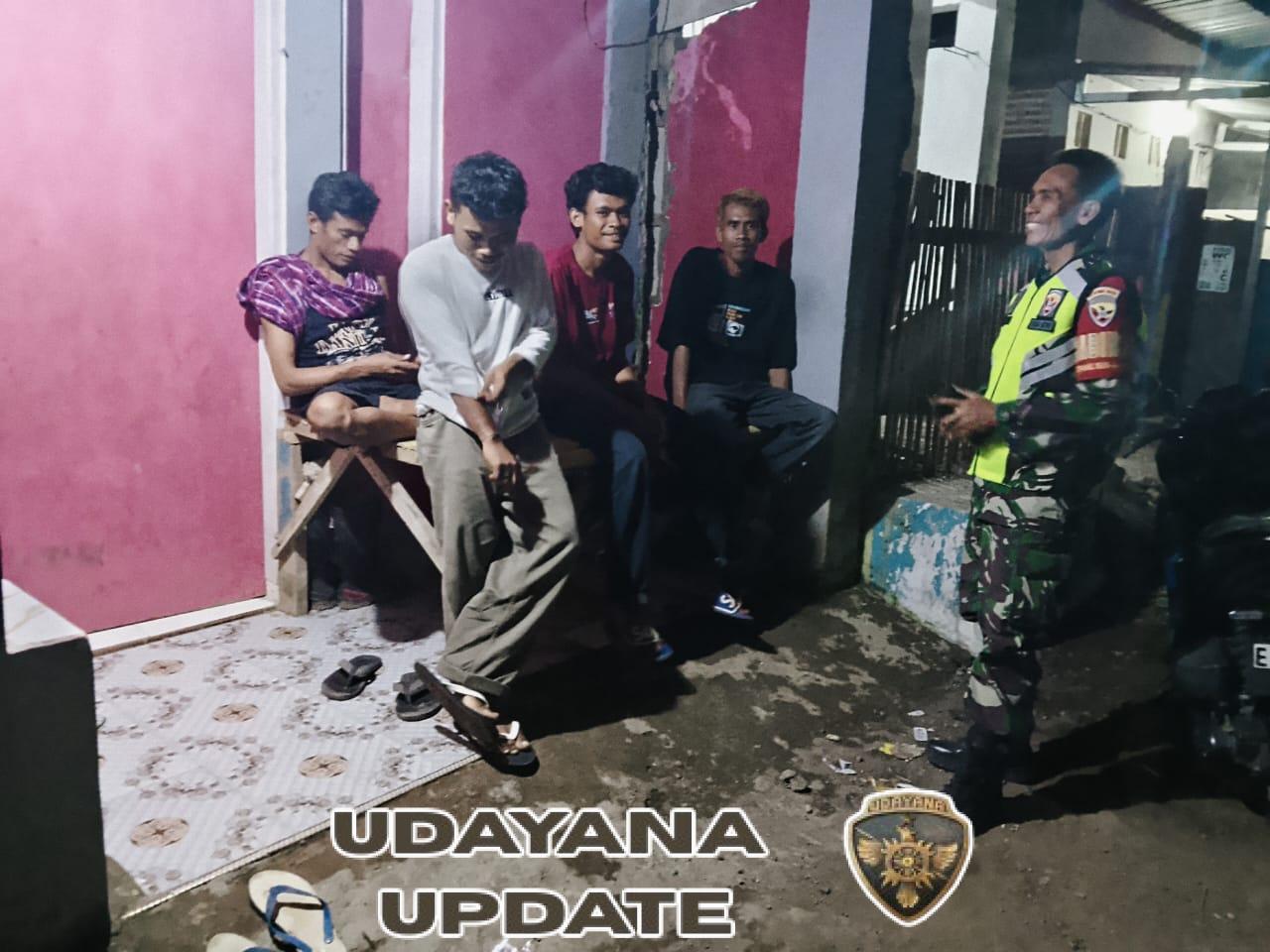 Koramil 1608-04/Woha Intensifkan Patroli Siskamling Jaga Keamanan Wilayah Teritorial
