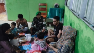 Patroli Malam Piket Koramil 1628-02/Sekongkang Berjalan Aman