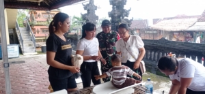 Babinsa Sampalan Tengah Dampingi Posyandu Balita Di Dusun Pakel