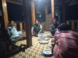 Piket Koramil Seteluk Gelar Patroli Malam Demi Jaga Keamanan Wilayah