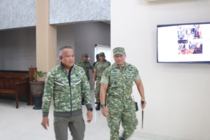 Dandim Kupang Dampingi Danrem Jemput Wakasad di Kupang