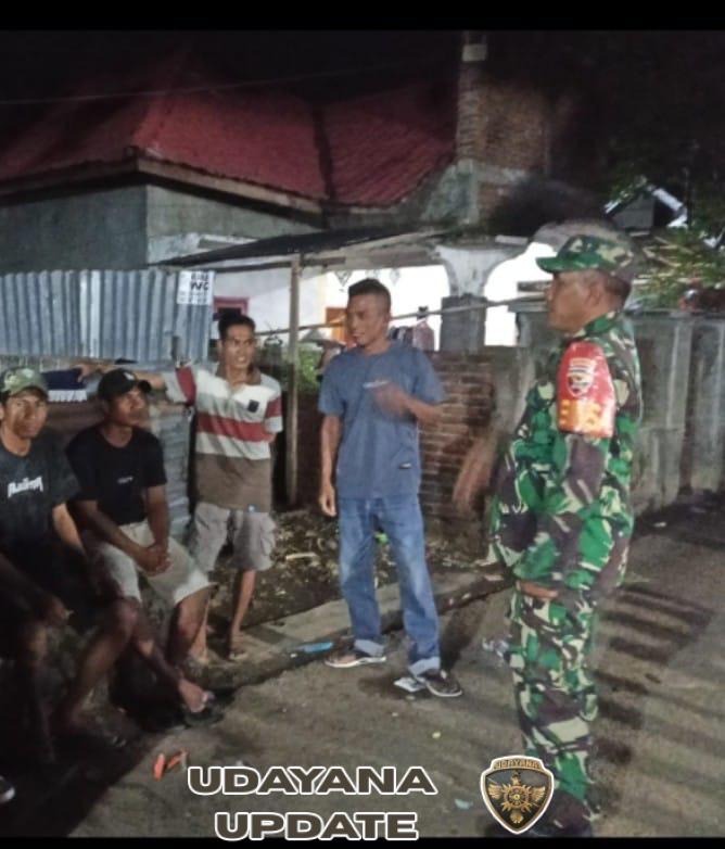 Babinsa Desa Anamina Gelar Patroli dan Ronda Malam Bersama Warga