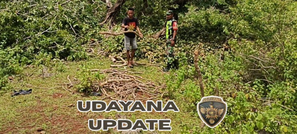 Babinsa Desa Mundek Pantau dan Dampingi Pembersihan Lahan KDKMP