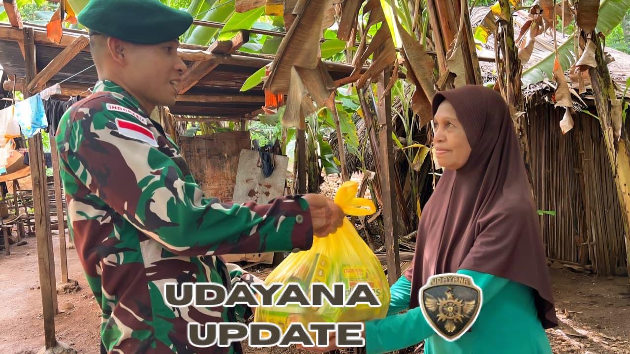Yonarmed 12 Kostrad Salurkan Bantuan Sembako bagi Warga Kurang Mampu Desa Dualaus