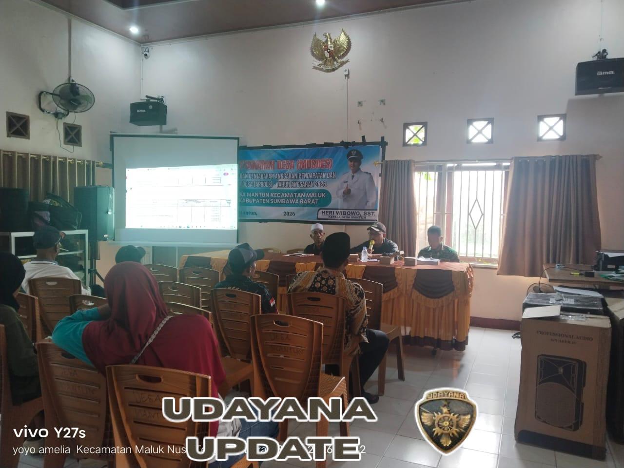 Babinsa Desa Mantun Hadiri Musdes Penetapan APBDes Tahun Anggaran 2026