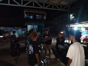 Babinsa Koramil 1614-01/Dompu Gelar Patroli Ronda Malam Bersama Pemuda Monta Baru