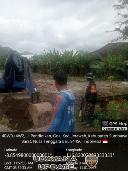 Babinsa Beru Kawal Pembangunan Koperasi Merah Putih