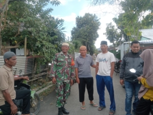 Babinsa Beru Laksanakan Patroli Wilayah dan Komsos Jaga Kondusivitas Desa