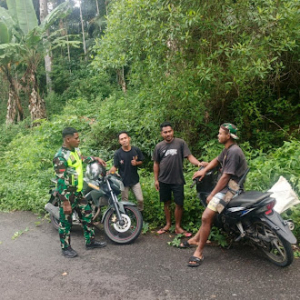 Komsos dan Pamwil, Babinsa Hadir Dekatkan TNI dengan Warga Desa Kebesani