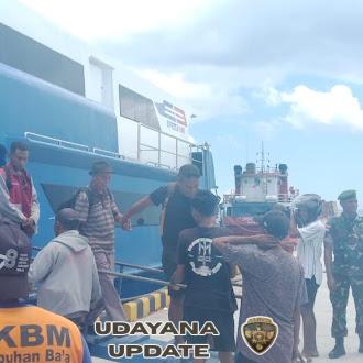 Piket Koramil 1627-01/Ba’a Pantau Kedatangan dan Keberangkatan Kapal Expres Bahari 8E