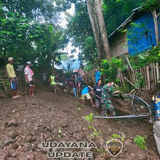 Koramil 1614/Hu’u Bersama Warga Gotong Royong Perbaiki Irigasi Rusak Pascabanjir