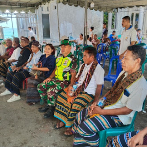 Hadiri Kegiatan Pemakaman, Babinsa Sertu Ersan Pastikan Keamanan Desa Gheoghoma