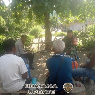 Pererat Kamtibmas, Babinsa Kopka Geradus Taek Dampingi Warga Desa Watukamba