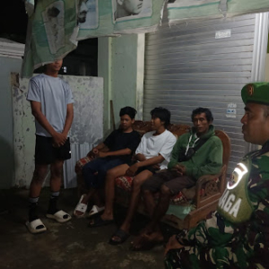 Piket Koramil Sekongkang Laksanakan Patroli Malam, Wilayah Binaan Tetap Kondusif