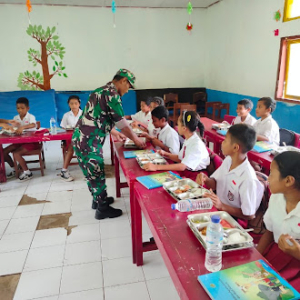 Koramil 1612-05/Satar Mese Dukung Pelaksanaan Program Makan Bergizi Gratis