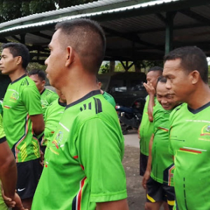 Tingkatkan Kesiapan Fisik Prajurit, Makodim 1614/Dompu Gelar Aerobik Pagi