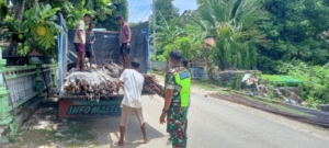 Babinsa Koramil 1627-01/Ba’a Monitor Pendistribusian Material KDKMP di Kelurahan Metina