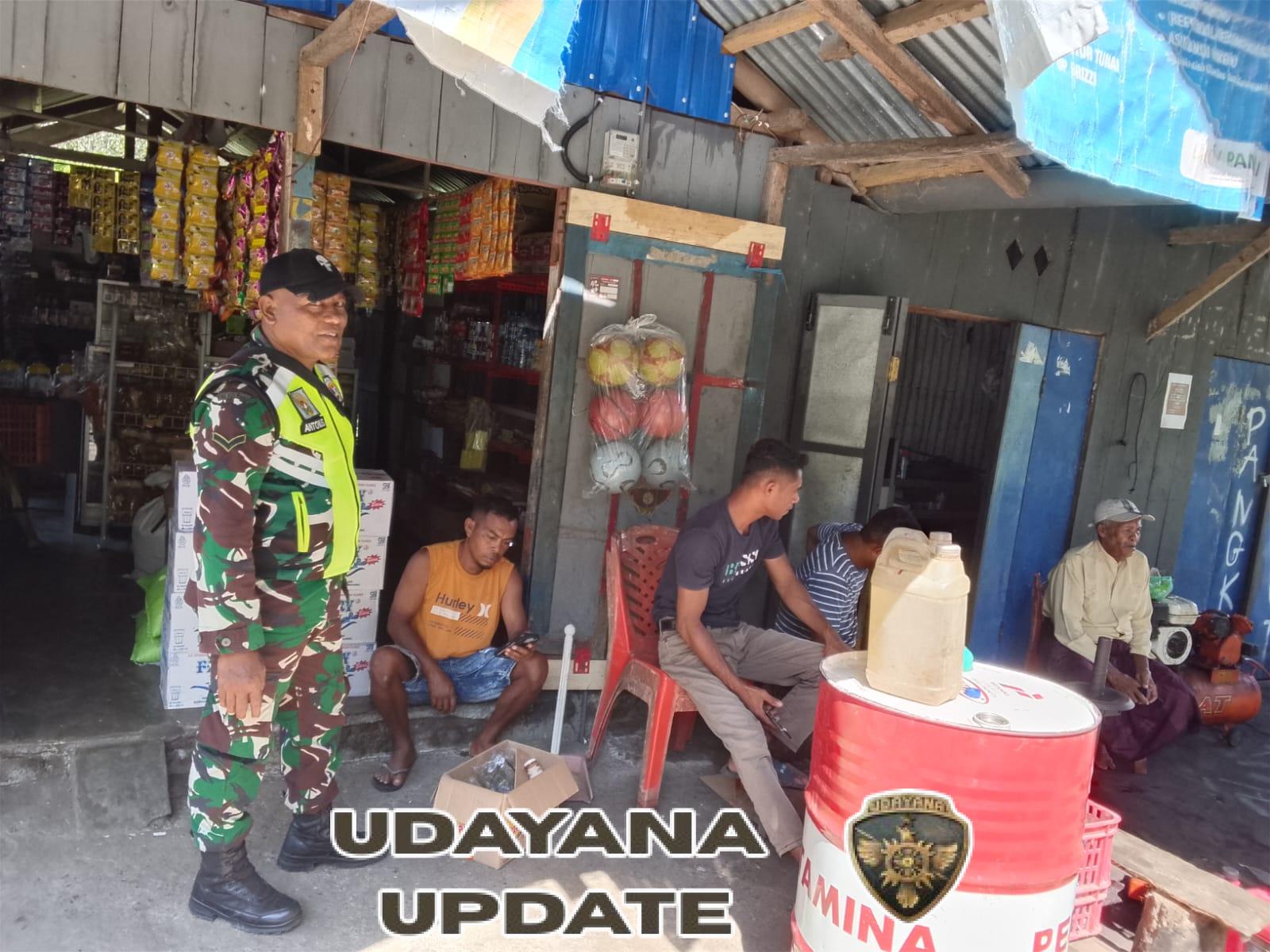 Jaga Kamtibmas Wilayah Binaan, Babinsa Wolowaru Turun Langsung ke Masyarakat
