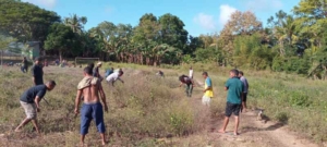 Babinsa Hadir di Tengah Warga, Semangat Gotong Royong Hidup di Desa Atawai