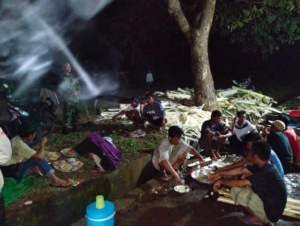 Babinsa Koramil 1614-05/Pekat Intensifkan Patroli Ronda Malam di Bringin Jaya