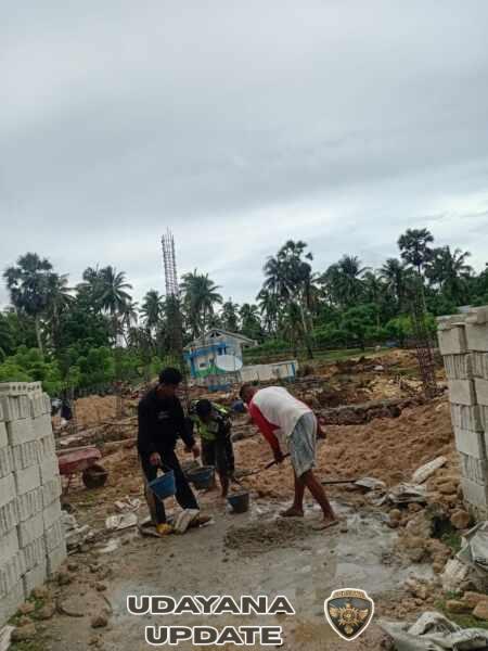 Babinsa Koramil 1627-03/Batutua Lanjutkan Pengawasan Pembangunan KDKMP Oebatu