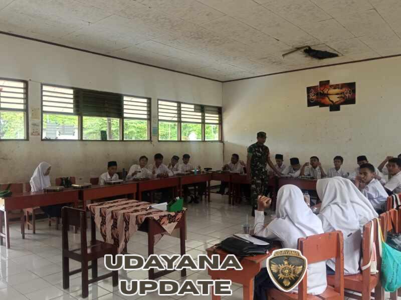 Babinsa Belo Dampingi Program Makan Bergizi Gratis di MTS Al-Qalam Jereweh