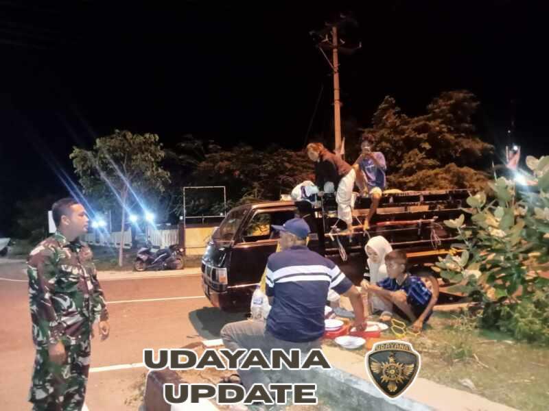 Piket Koramil 1628-04/Poto Tano Gelar Patroli Malam di Kecamatan Poto Tano