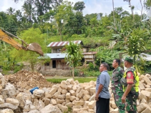 Danramil 01/Loli Pantau Penggalian Pembangunan Koperasi Desa Merah Putih