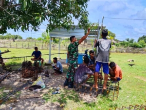 Babinsa Koramil 1627-03/BTT Pantau Pembangunan KDKMP Desa Oelolot