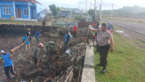 Gotong Royong Lintas Sektor, Pantai Wisata Hiu Paus Kembali ASRI