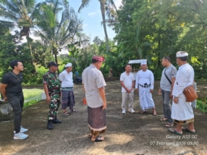 Danramil 1609-03/Seririt Koordinasi dengan Pemdes dan Adat Desa Rangdu Dukung Percepatan Pembangunan KDKMP