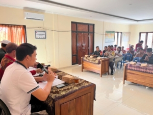 Babinsa Koramil Banjarangkan Hadiri Musdes Di Desa Nyanglan
