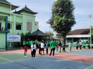 Lomba Permainan Tradisional Semarakkan HUT Ke 80 Persit KCK Di Klungkung