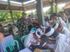 Babinsa Kamasan Dampingi Bulan Bahasa Bali VIII Di Balai Banjar Tabanan
